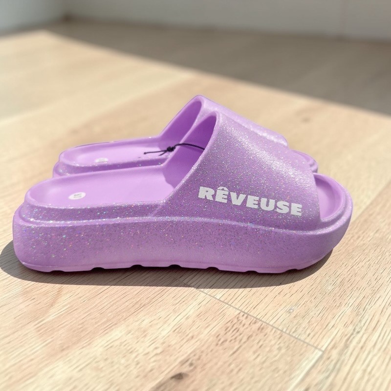 claquettes message rêveuse